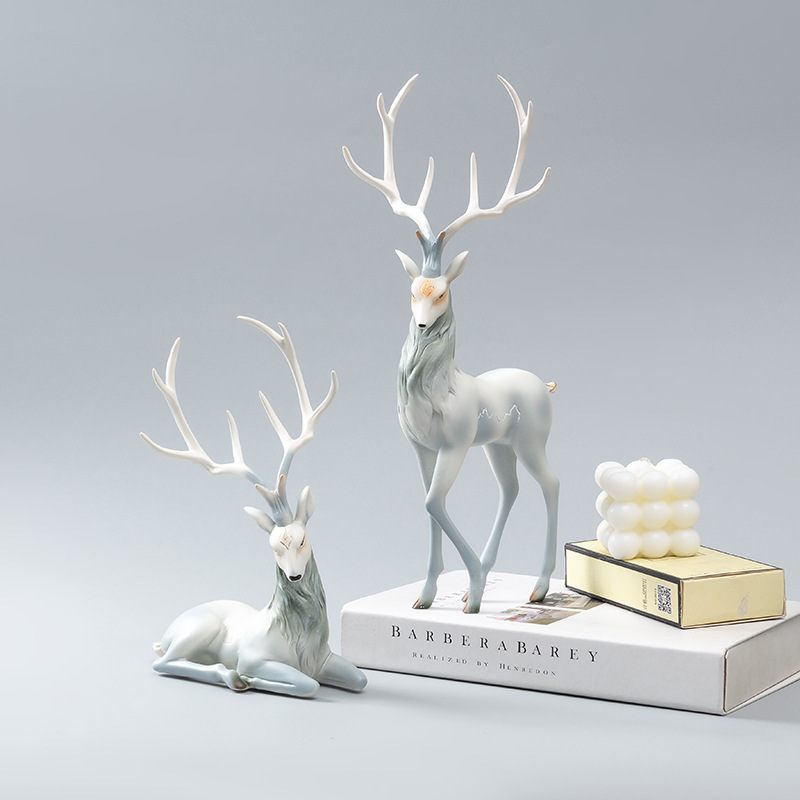 Изысканные декоративные фигурк – обзор и цена Resin Art Anniversary Gift