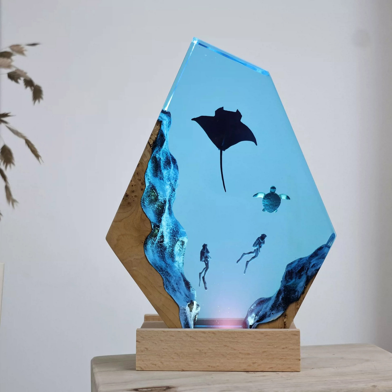 Ночник «Манта»: Декоративный с – обзор и цена Resin Art Decoration Items